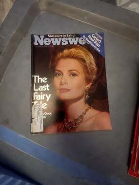 Newsweek Magazine September 27, 1982 The Last Fairy Tale Princess Grace